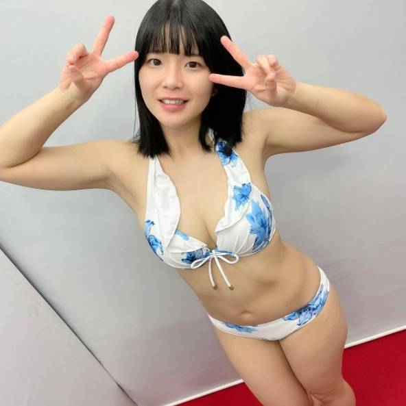 邻家女孩特质的佐藤销售排行超越三上悠亚和高桥圣子！-图片2